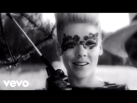 10. P!NK - Blow Me (One Last Kiss)